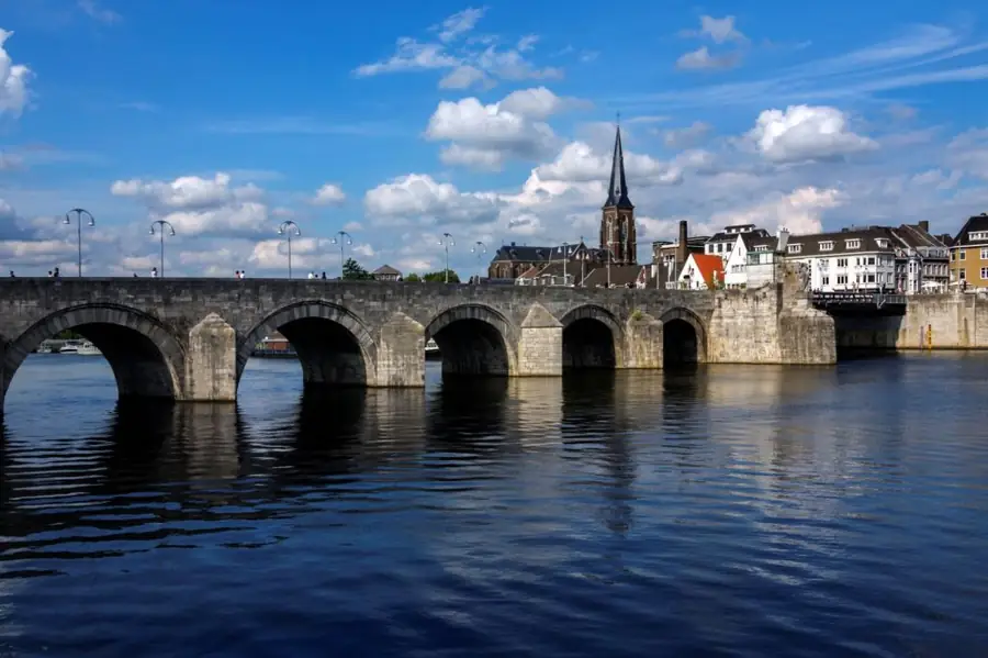 Top 5 cities to visit in The Netherlands