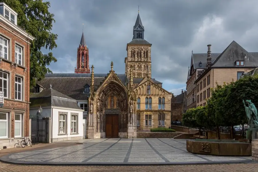 Maastricht Travel Guide