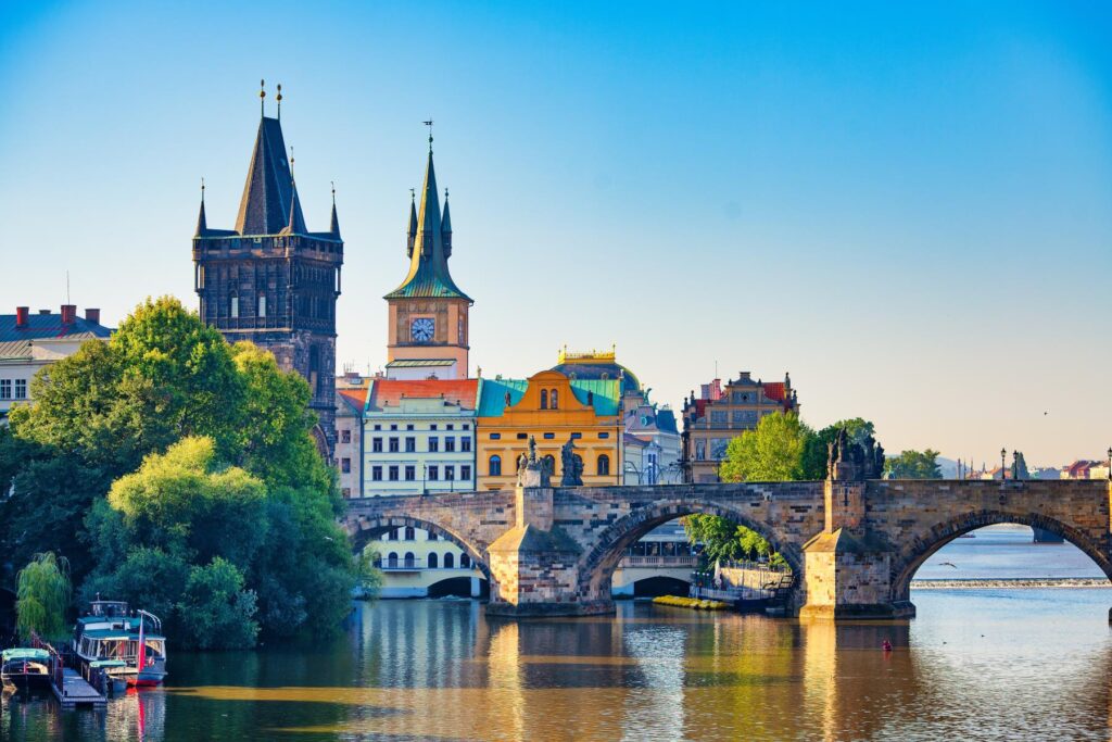 Discovering Prague: A Traveler's Guide