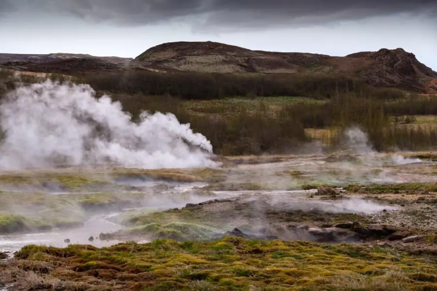 Is iceland worth visiting?
