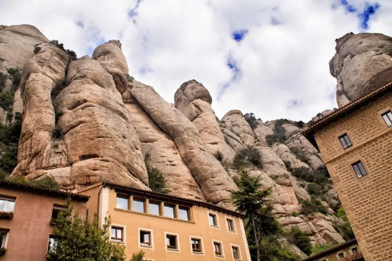 Catalonia travel guide