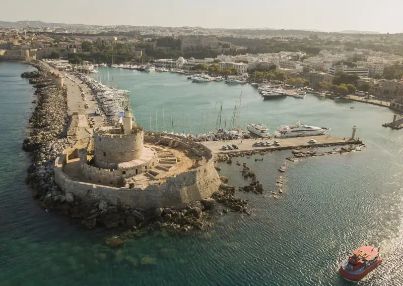 Rhodes travel guide